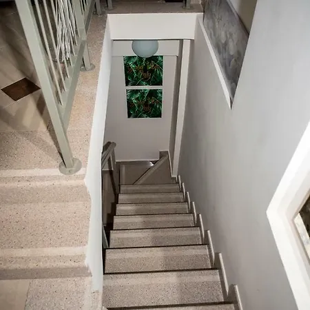 Amazing Beach House With Access To Private Beach!! *