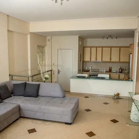 Amazing Beach House With Access To Private Beach!! *