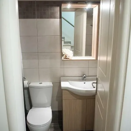 Amazing Beach House With Access To Private Beach!! 度假居