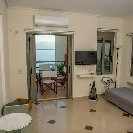 Amazing Beach House With Access To Private Beach!! *